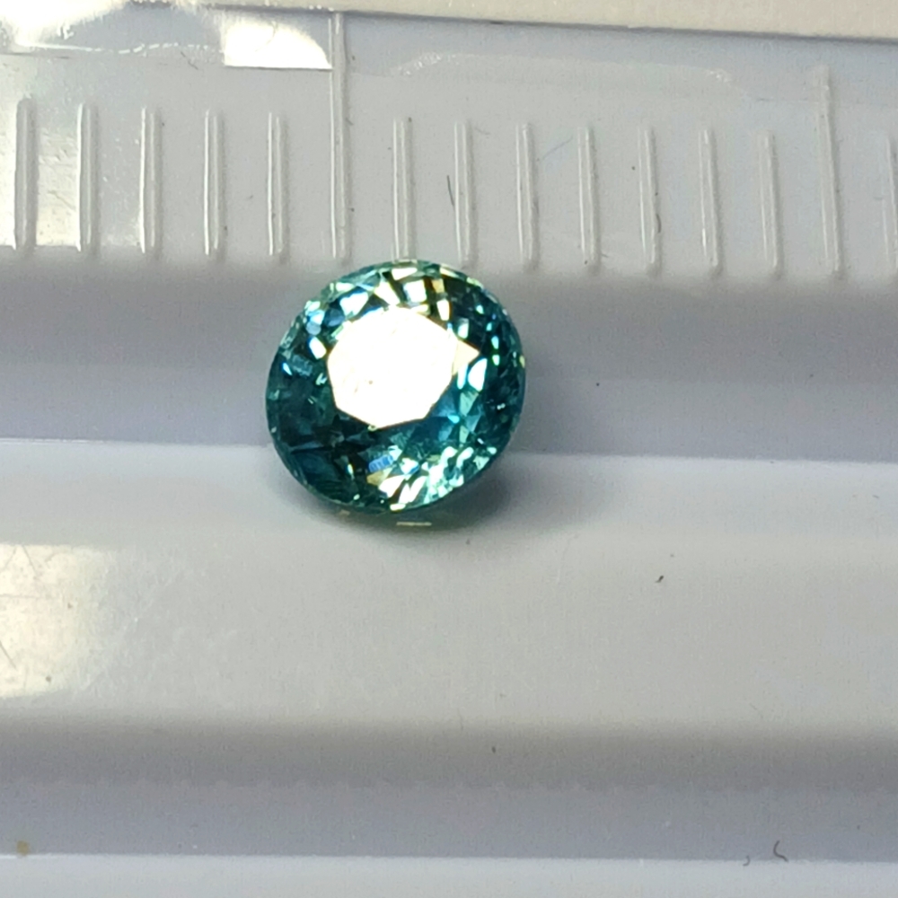 Sparkling Blue Topaz Gemstone 6mm